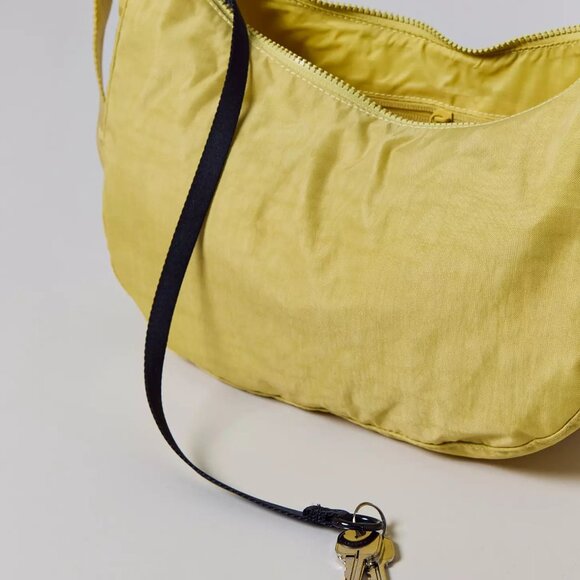 NWT Baggu Medium Crescent Bag - Butter